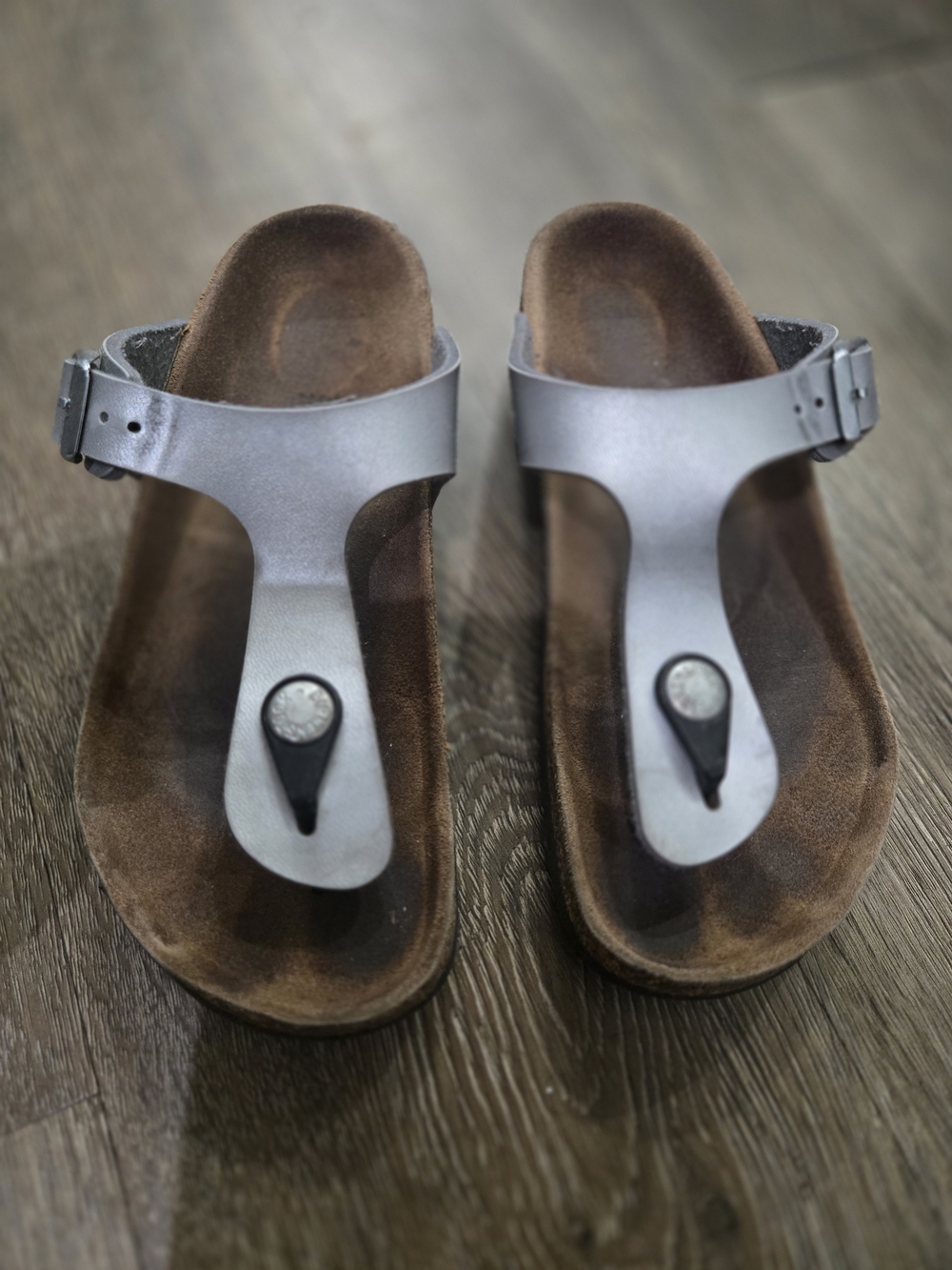 Birkenstock Kids Metallic Silver T-Strap Sandals